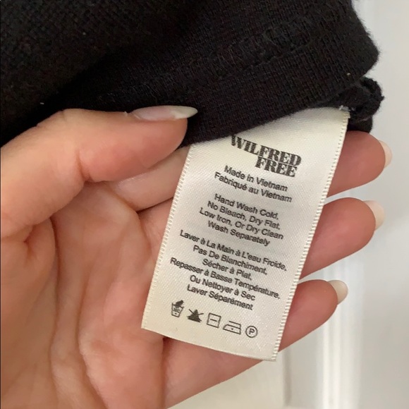 Aritzia dress - Picture 2 of 3